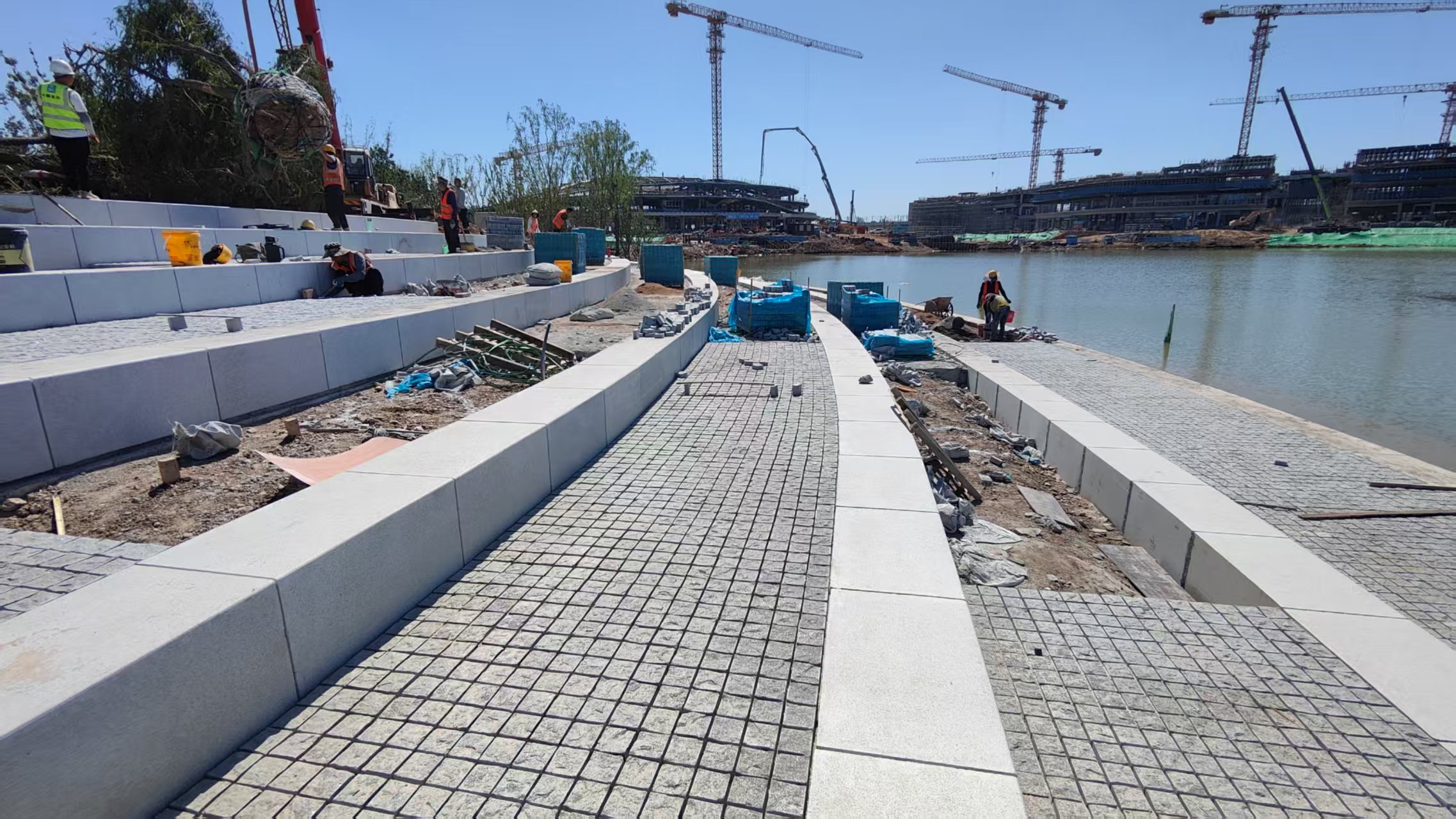 芝麻灰路沿石工程