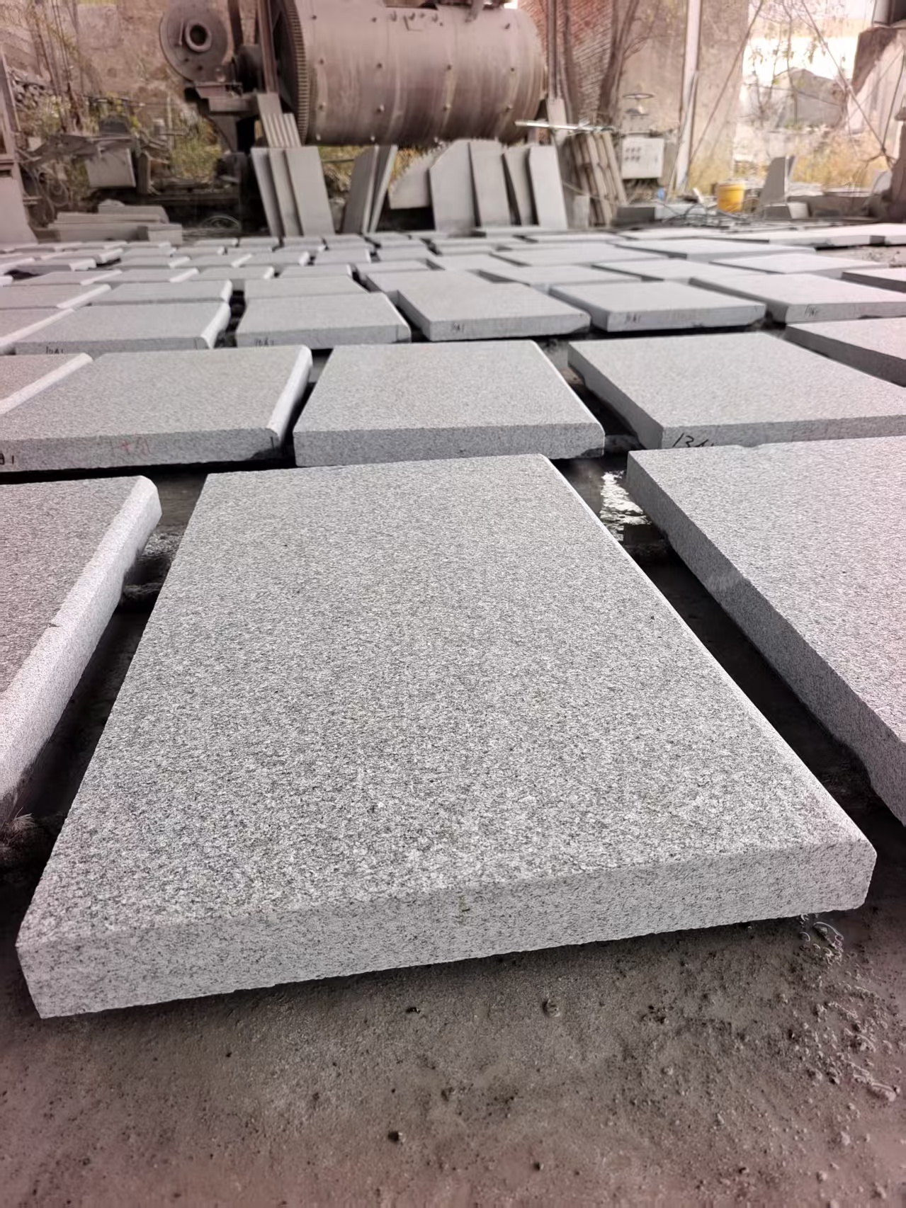 芝麻灰火烧面台阶板